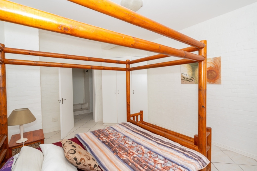 4 Bedroom Property for Sale in Paradise Beach Western Cape